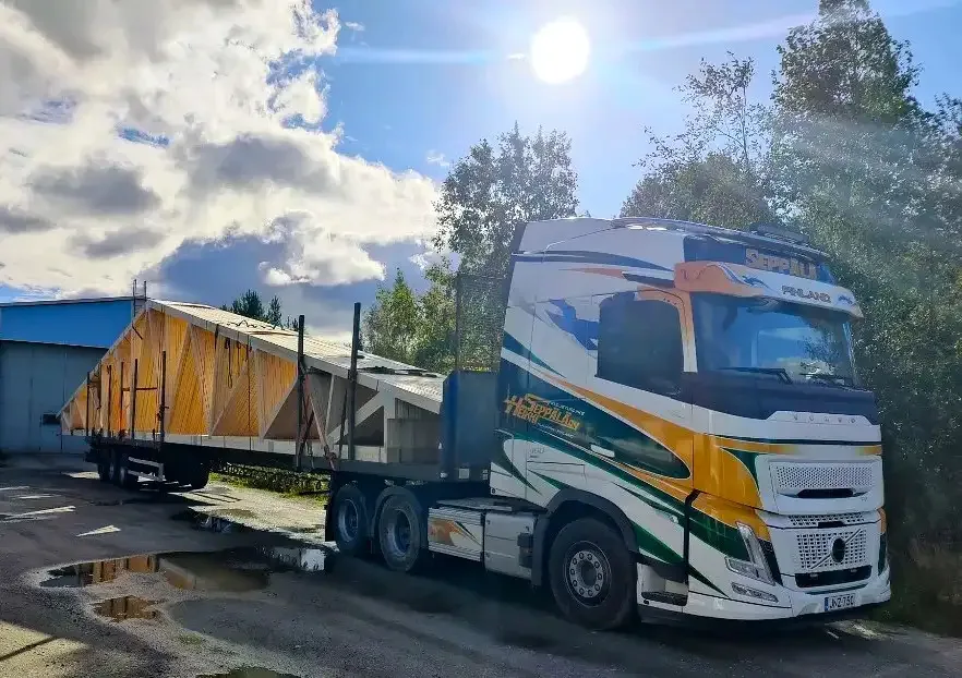 Kuljetus Seppälä kalusto tien päällä